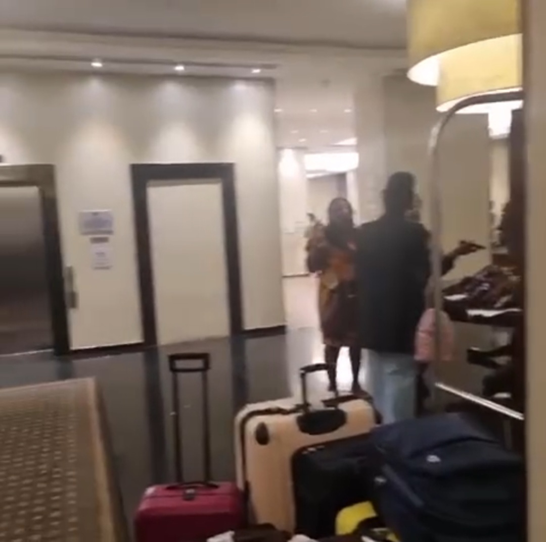 FGGC Owerri old girls protest at Marriott Hotel lobby after hotel management allegedly gave the rooms they booked in advance to politicians (video)